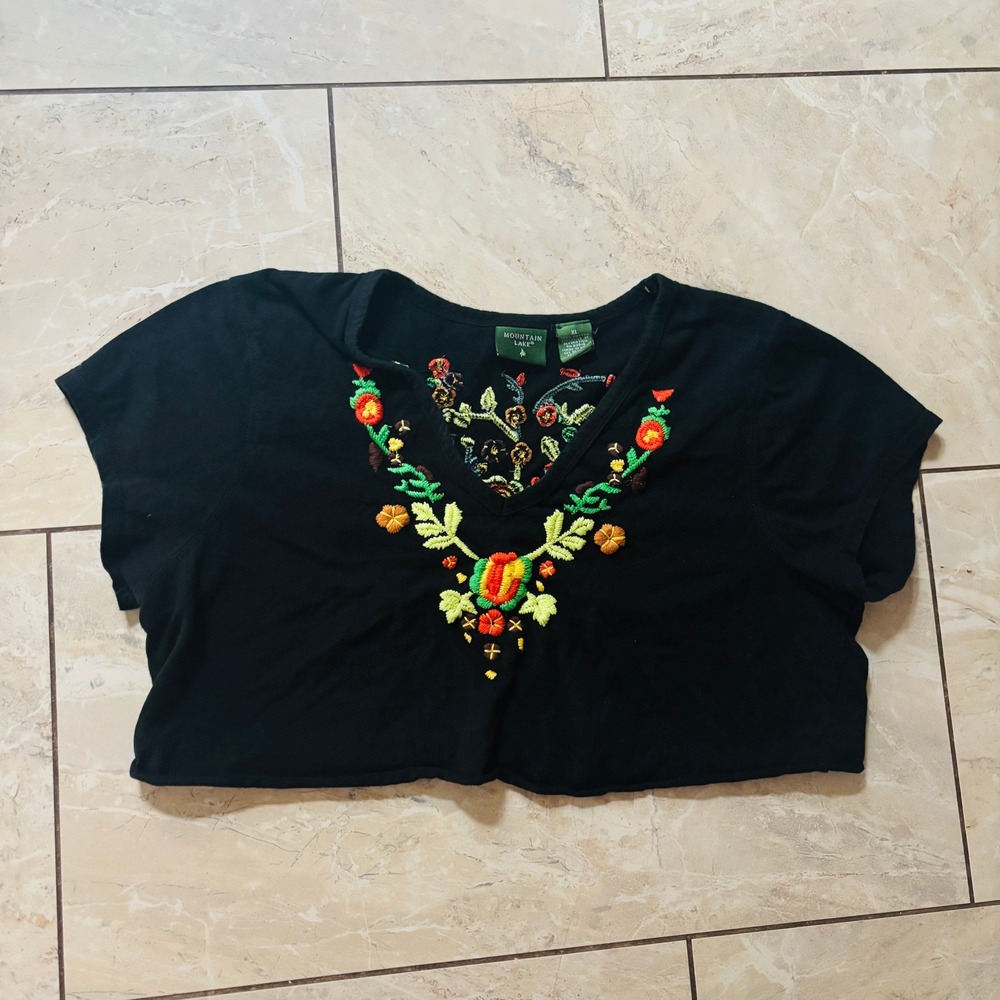 Mountain Lake Black Floral Embroidered Cotton V-Neck Crop Top XL Short Sleeve